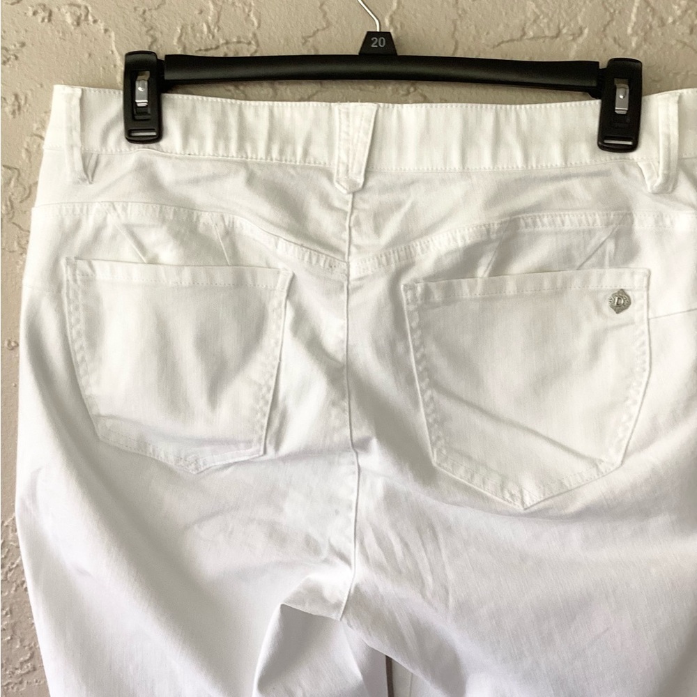 Democracy Jeans “Ab”solution Denim White Stretch Classic 5 Pocket Logo - Picture 9 of 16